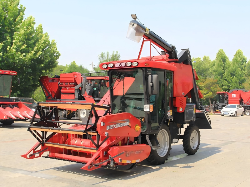 Self-propelled Soybean Combine Harvester-2
